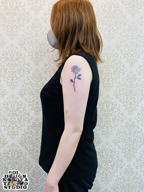 名古屋　タトゥー　女性